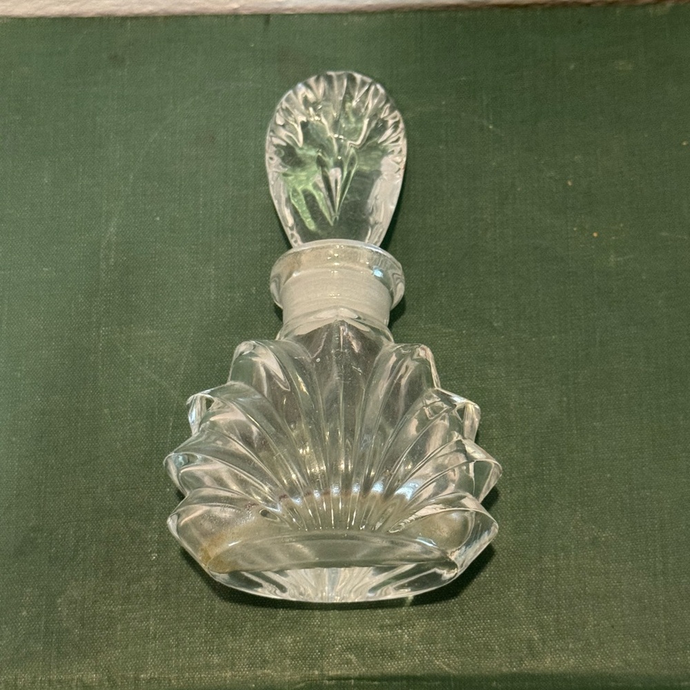 Vintage Cut Lead Crystal Perfume Bottle - Picture 10 of 14